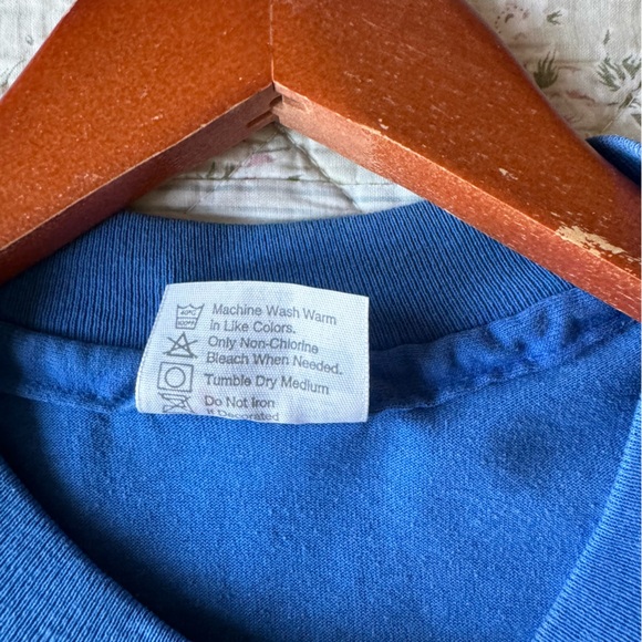 Vintage 1990s Laconia T Shirt Double Side Graphic Print Made in USA Size L - Picture 9 of 9